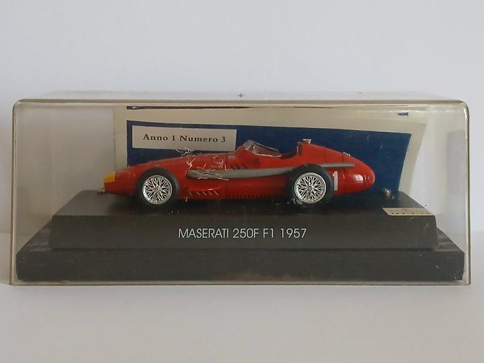 Centauria 1:43 - Modelauto (12) - Lotto con 12 Maserati -, Hobby & Loisirs créatifs, Voitures miniatures | 1:5 à 1:12
