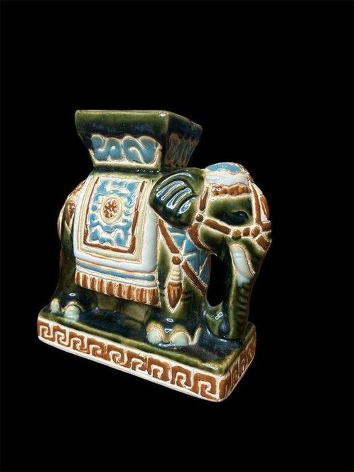 Beeldje - Decoratieve olifant figuur - Keramiek, Antiek en Kunst, Kunst | Designobjecten