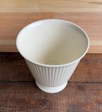 wedgwood of etruria & barlaston - John goodwin - Vase (2) -, Antiquités & Art