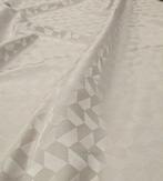 Ampio Taglio Jacquard in doppia altezza Tessitura Mario