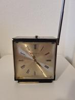 Tafel/bureauklokken (2) - Bulova e Veglia - Plastic, Latta -