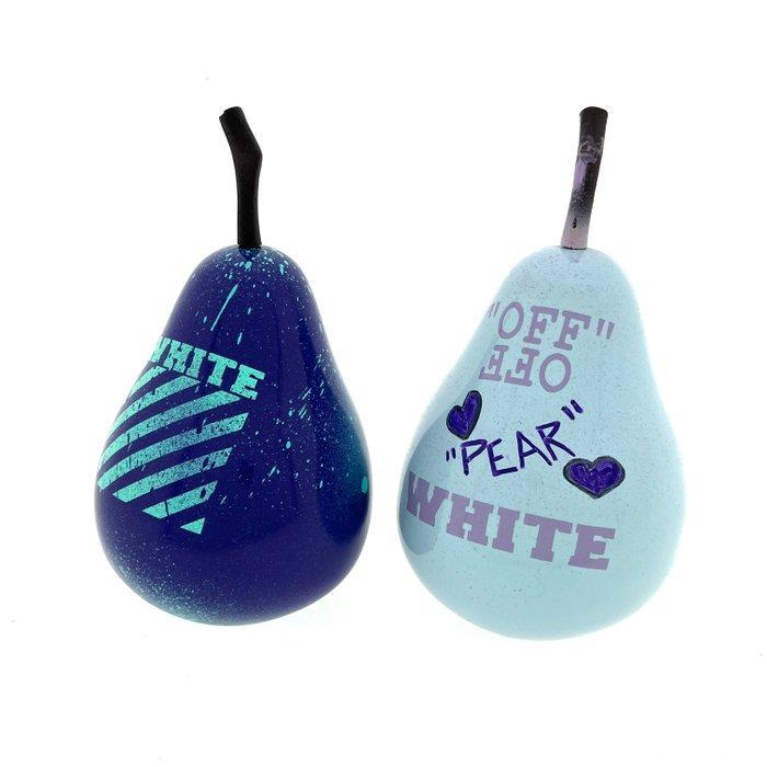ZizaArt (XXI) - Off White Fruit Art Sculptures (Set of 2), Antiek en Kunst, Kunst | Designobjecten