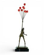 Banksy - after - sculptuur, Girl with Balloons - 54 cm -