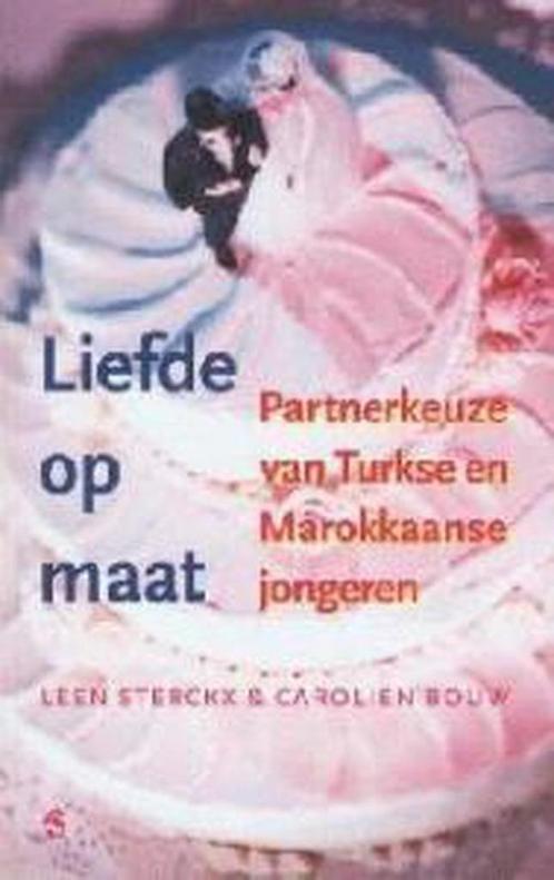 Liefde Op Maat 9789055892501 L. Sterckx, Boeken, Politiek en Maatschappij, Zo goed als nieuw, Verzenden
