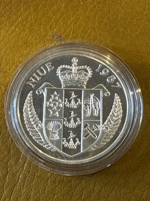 Niue. 50 Dollars 1987 Olympische Spiele Boris Becker 27,10g, Postzegels en Munten, Munten | Europa | Niet-Euromunten