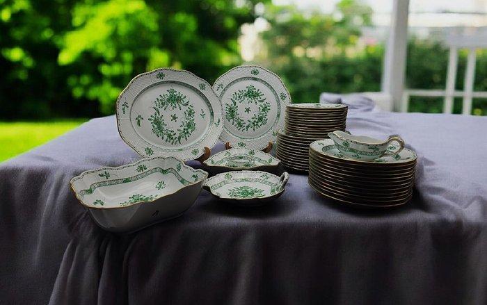 Herend - Tafelservies (43) - Waldstein Green - Porselein, Antiek en Kunst, Antiek | Meubels | Tafels