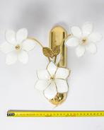 Wandkandelaar (2) - bloemenapplicatie - messing -, Antiquités & Art