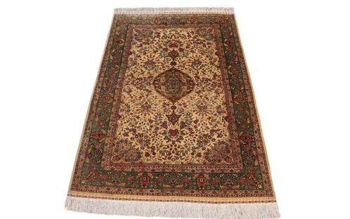 Silk Hereke Signed Ozipek Carpet with 10/10 Quality - Pure, Huis en Inrichting, Stoffering | Tapijten en Vloerkleden