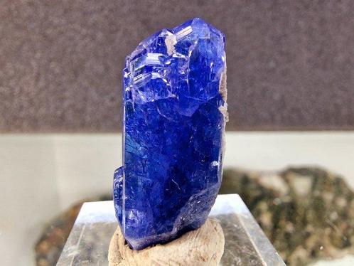 Tanzanite 37,1 ct Qualité parfaite - Hauteur : 30 mm -, Verzamelen, Mineralen en Fossielen