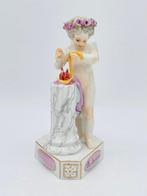 Figuur - Figure of Cupid with two hearts - Porselein, Antiek en Kunst