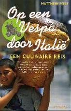 Op een Vespa door Italië 9789044605723 M. Fort, Boeken, Verzenden, Gelezen, M. Fort