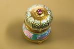 House of Faberge & Franklin Mint Keizerlijke muziekdozen, Antiek en Kunst