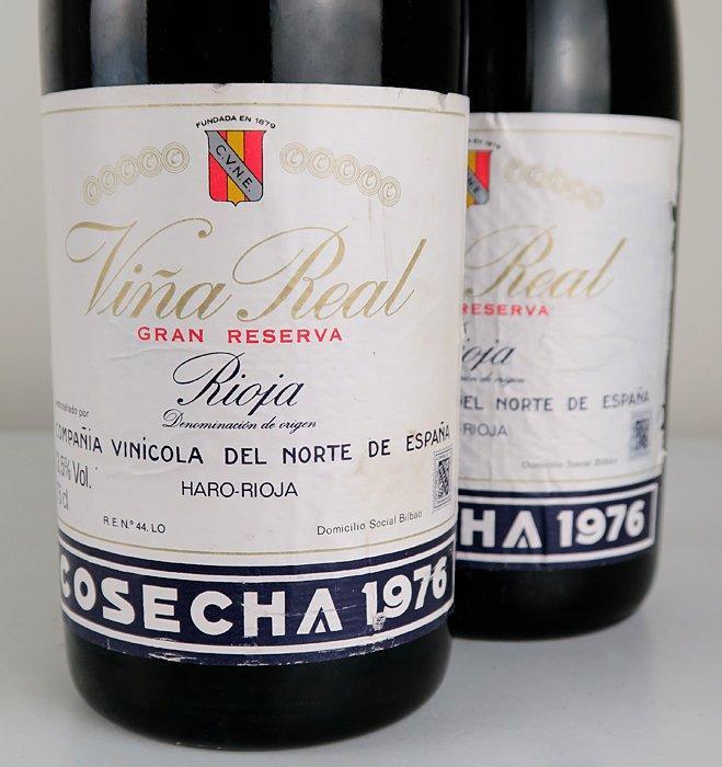 1976 C.V.N.E. Viña Real - Rioja Gran Reserva - 2 Flessen, Verzamelen, Wijnen