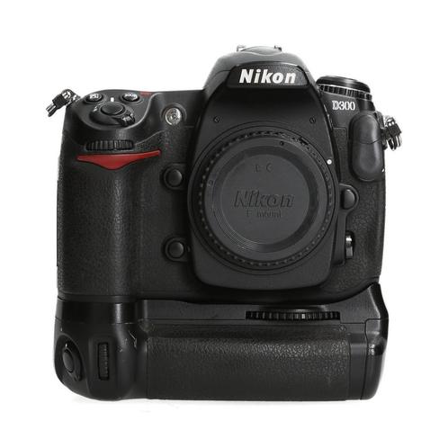 Nikon D300 - 56.231 kliks  + MB-D10 + Lowepro Rezo 170 AW, TV, Hi-fi & Vidéo, Appareils photo numériques, Nikon, Comme neuf, Enlèvement ou Envoi