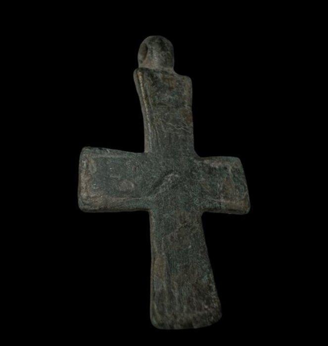 Byzantijns Brons Kruis - 5 cm - Byzantijnse bronzen kruis, Antiek en Kunst, Antiek | Overige Antiek