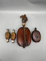 Objets maritimes (4) - Antieke houten katrollen - Bois,