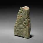 Mixteken, Mexico Jade Maskervormige hanger. 800 - 1200