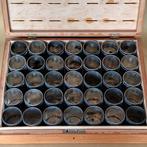 Tirelire - Bois, Métal - Spaarkas avec 35 petits pots, Antiek en Kunst