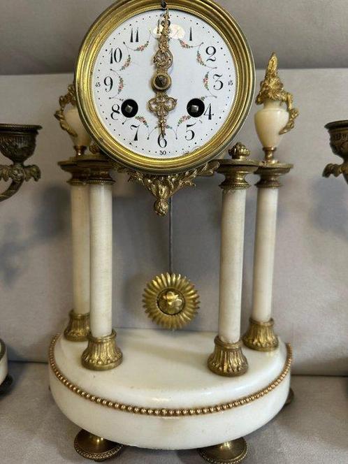 Horloge et parure de cheminée (3) - Two original side, Antiek en Kunst, Antiek | Klokken