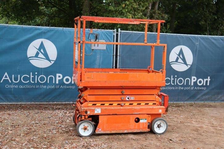 Veiling: Schaarlift Skyjack SJ3219 Elektrisch 7.8m 2015, Zakelijke goederen, Machines en Bouw | Liften, Steigers en Ladders, Ophalen