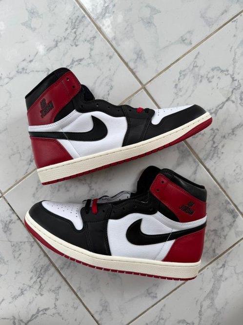 Air Jordan - Air Jordan 1 High, Black Toe Reimagined -, Kleding | Heren, Schoenen