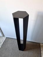 JVSculptures - Javi Villarroel Seoane - Standaard - Staal -