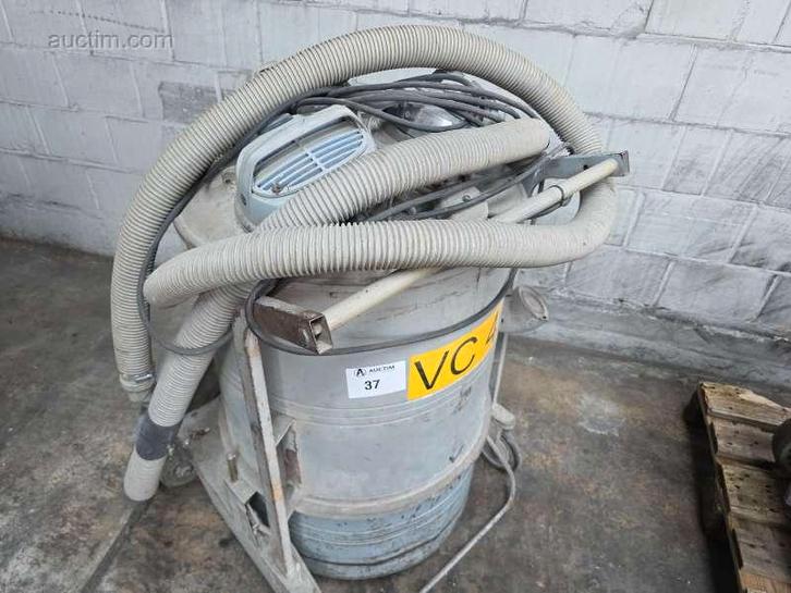 Industriële stofzuiger Nilfisk, Elektronische apparatuur, Stofzuigers, Nieuw, Ophalen