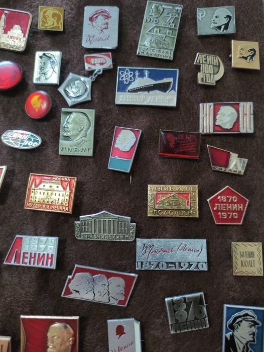 Themacollectie - Grote verzameling insignes: Lenin, URSS. 55, Antiek en Kunst, Antiek | Speelgoed