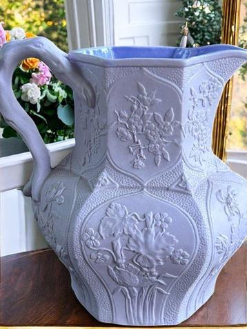Parian mauve / 1845–1855 / Staffordshire - William Ridgway &