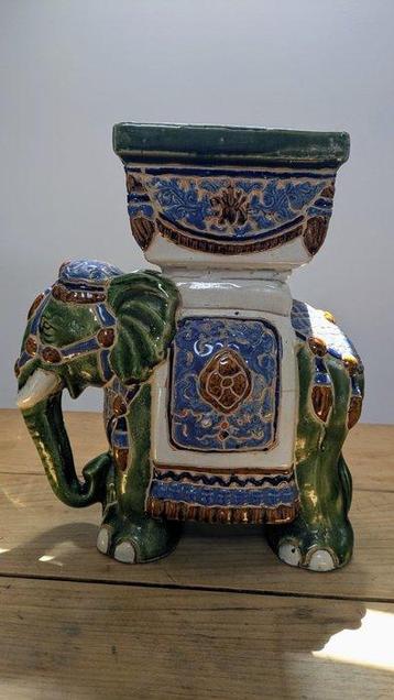 Pot - Elephant Patio del Moro (CA) - Céramique émaillée