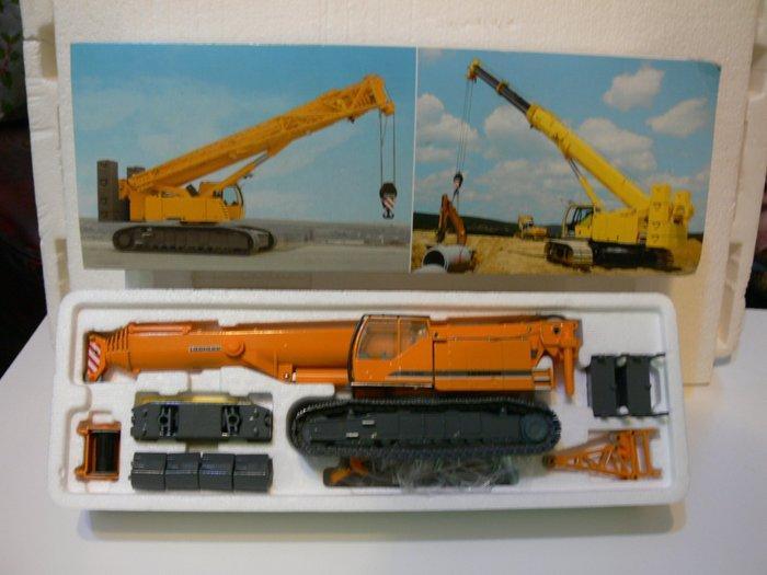 Conrad 1:50 - Modelmachines - Liebherr LTR 1100 Mobile Crane, Hobby en Vrije tijd, Modelauto's | 1:5 tot 1:12