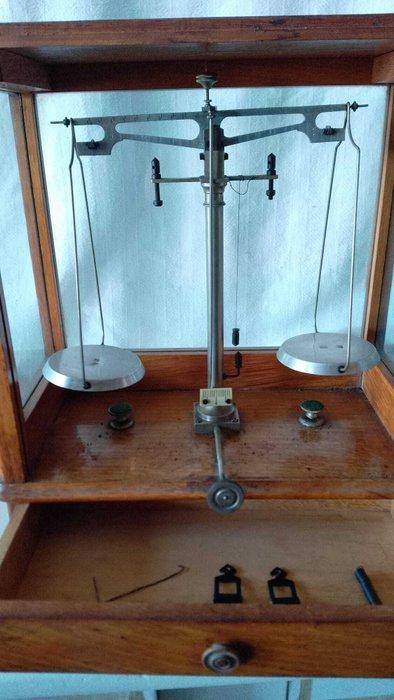 Balans of weegschaal (2) - Hout, Antiek en Kunst, Antiek | Wandborden en Tegels