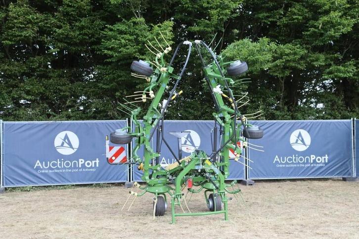 Veiling: Hooischudder Krone Vendro 680 2025 Nieuw, Zakelijke goederen, Landbouw | Werktuigen, Ophalen