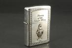 Zippo - Flip-top petrol lighter - Aansteker - zilverkleurig, Verzamelen, Rookartikelen, Aanstekers en Luciferdoosjes, Nieuw