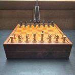 Schaakspel - 1950s Backgammon kist + Staunton schaakstukken