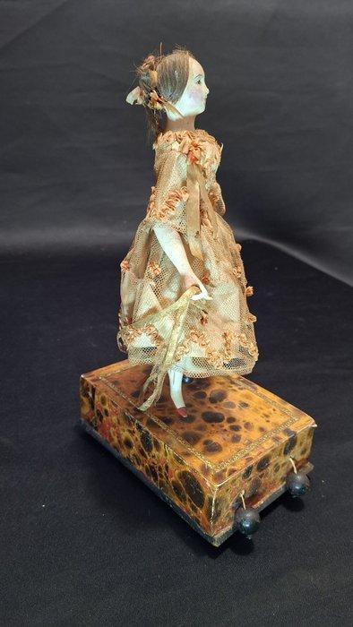 Unmarked - Poupée Automata - Antique Doll Automaton - Manual, Antiek en Kunst, Antiek | Speelgoed