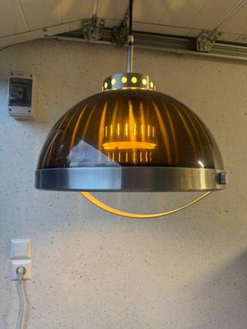 Lampe - Suspension retro futuriste de Dijkstra - un design