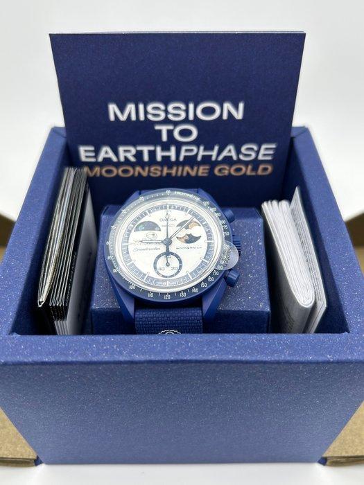 Omega x Swatch - Mission to Earthphase Moonshine gold - Sans, Handtassen en Accessoires, Horloges | Heren