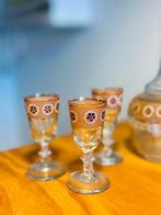 Drinkset (7) - Glas - Elegante likeurset, Antiek en Kunst