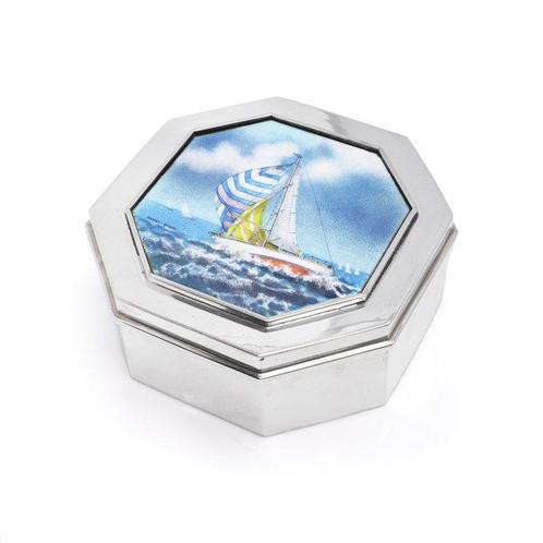 Karl Schroth - Octagonal Silver Box with Daniel Sigal Enamel, Antiek en Kunst, Antiek | Zilver en Goud
