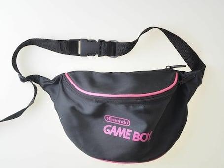Game Boy Fanny Pack (Game Boy Accessoires), Games en Spelcomputers, Spelcomputers | Nintendo Game Boy, Zo goed als nieuw, Ophalen of Verzenden