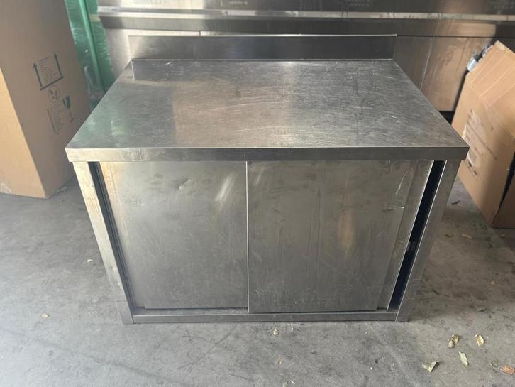 RVS Tafel met schuifdeuren - 100x70x70 bxlxh, Zakelijke goederen, Horeca | Keukenapparatuur, Ophalen of Verzenden