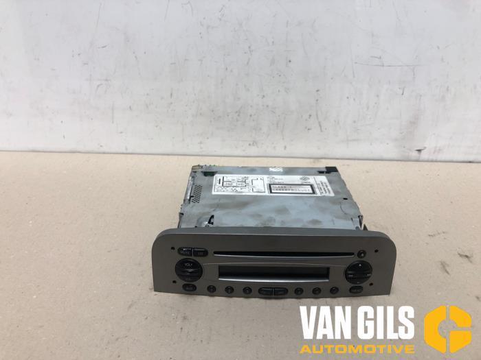Radio CD Speler Alfa Romeo 147 O240545, Auto-onderdelen, Elektronica en Kabels