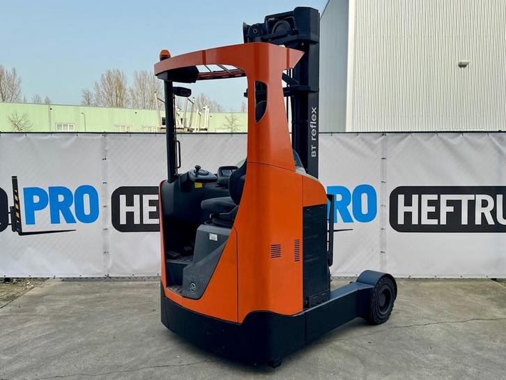 BT RRE160R hh 630cm (2014) buitenreachtruck MET VIDEO, Zakelijke goederen, Machines en Bouw | Heftrucks en Intern transport, Reachtruck