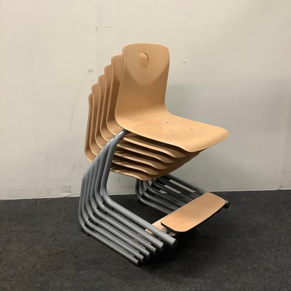 complete set 6 stuks Woodmark schoolstoelen met voetenplank,, Huis en Inrichting, Stoelen, Gebruikt, Vijf, Zes of meer stoelen