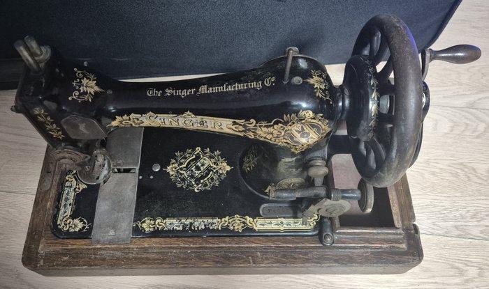 Singer 28K (1910) Naaimachine - IJzer, Antiek en Kunst, Kunst | Designobjecten