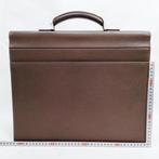 Louis Vuitton - Business bag, Handtassen en Accessoires, Tassen | Damestassen, Nieuw