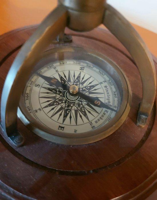 Terrestrial table globe - Authentic Models - Wereldbol met, Antiquités & Art, Curiosités & Brocante