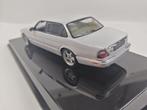Autoart 1:43 - Voiture miniature - Jaguar XJR white -