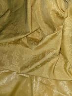 San Leucio tessuto damascato oro setificato fondo moire